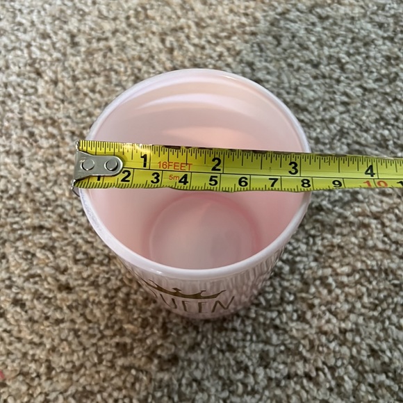 Rae Dunn Queen Makeup Holder - Picture 5 of 5